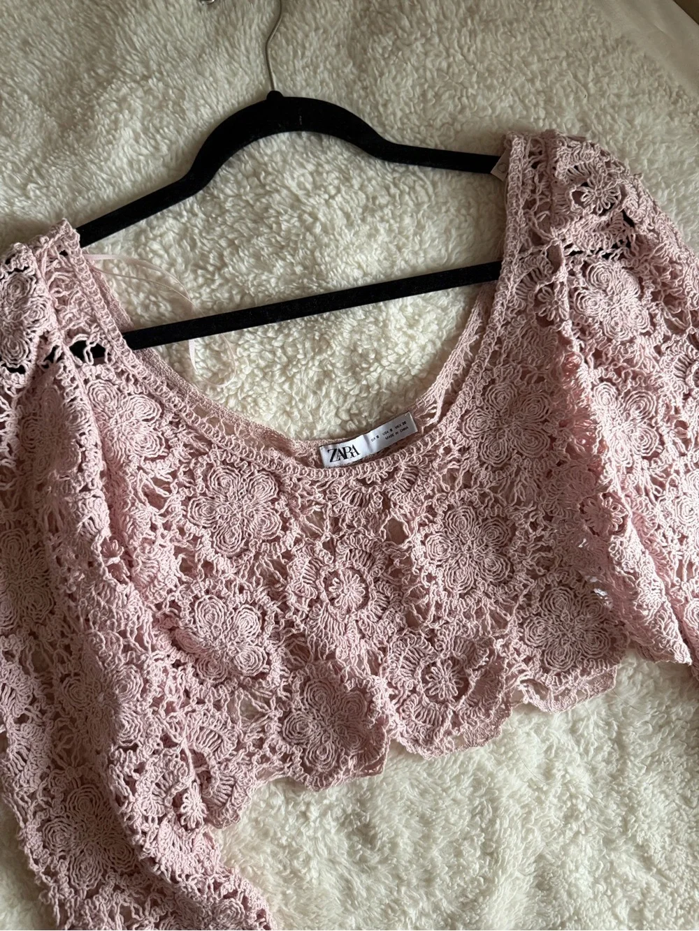 Zara Dusty Pink Crochet Lace Puff-Sleeve Crop Top
